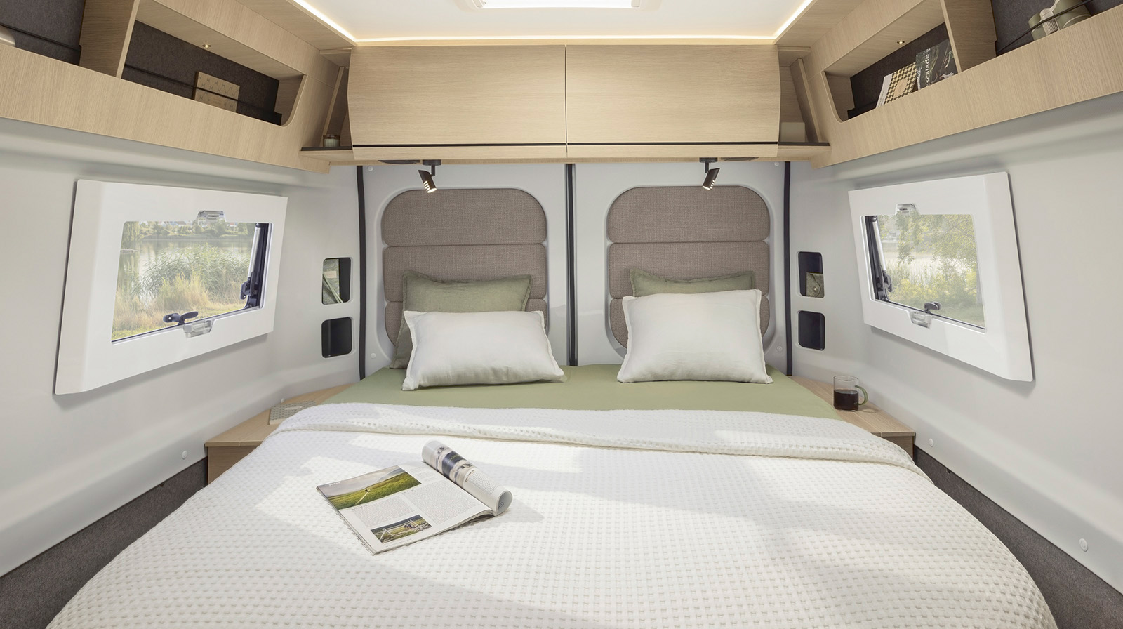 FOTO INTERNE RAPIDO Autocaravan V64