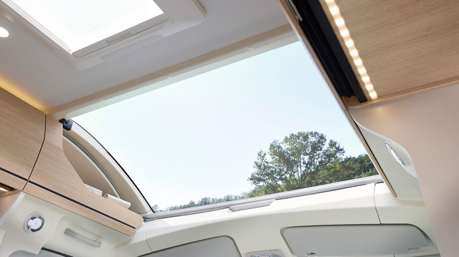 FOTO INTERNE RAPIDO Autocaravan C66