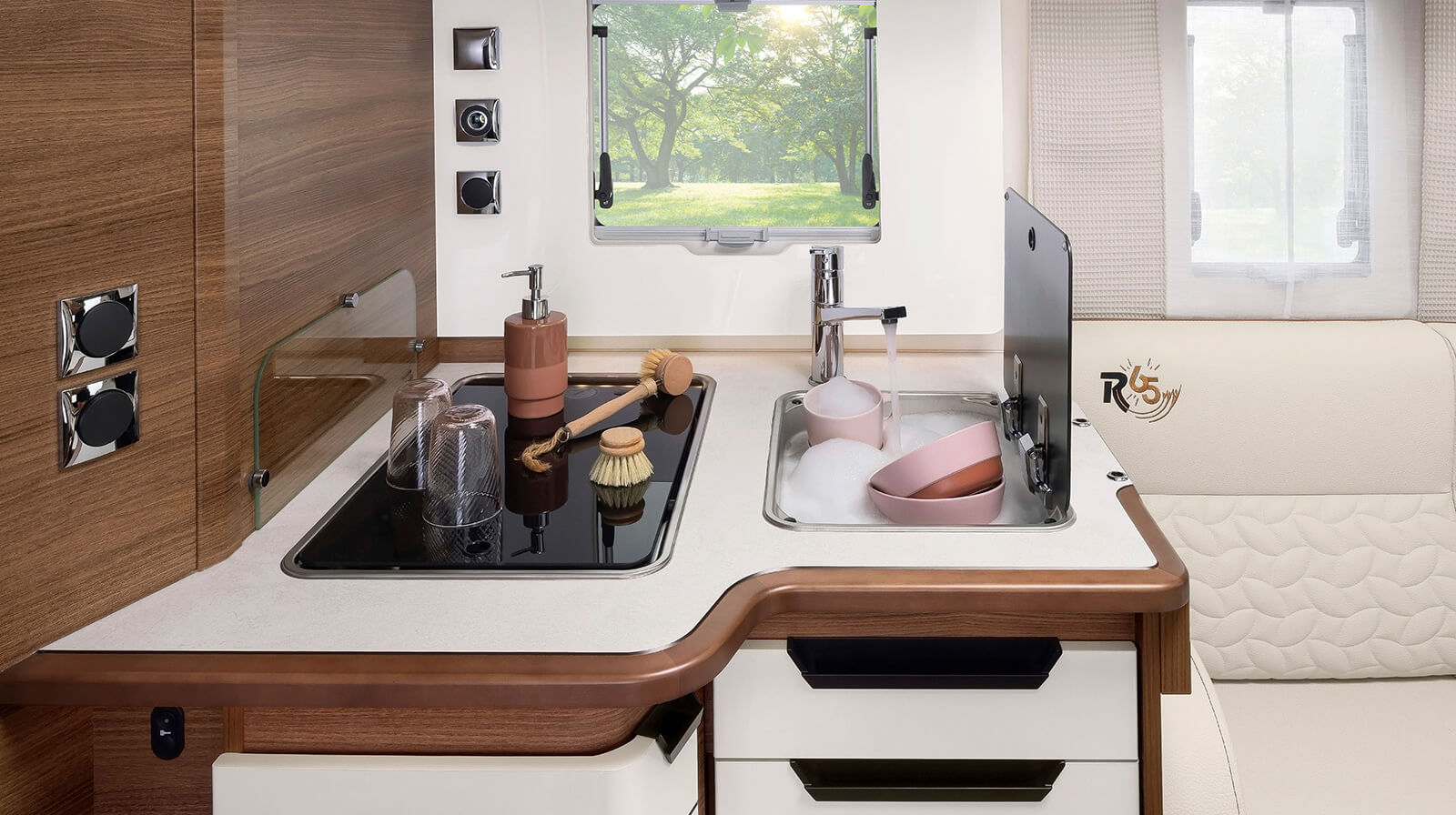 FOTO INTERNE RAPIDO Autocaravan C86